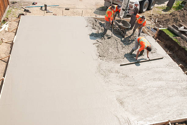 North Lakeville, MA Concrete contractor Pros